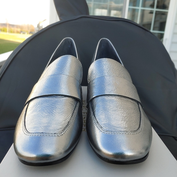 MARC FISHER LTD Leather Hudson Silver Loafers, 7.5 - Picture 2 of 12